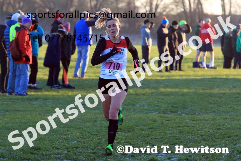 Senior womens 2022 North Eastern Cross Country Champs., Temple Park, South Shields.  Photo: David T. Hewitson/Sports for All Pics